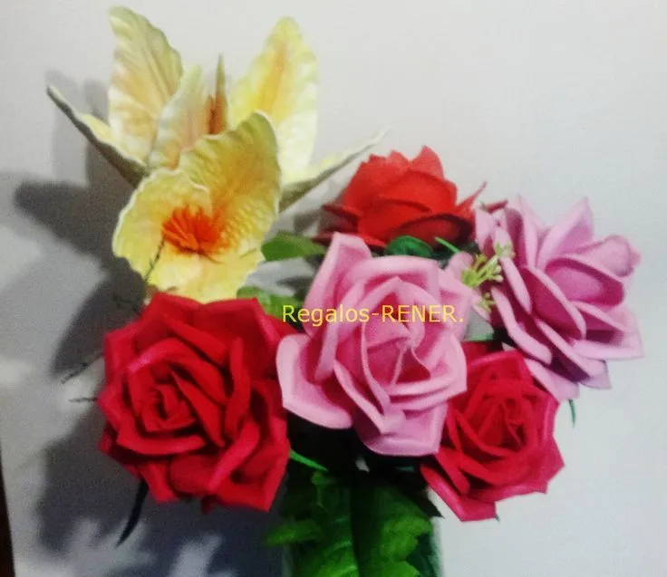 Rosas grandes en goma eva | Flores en foami / goma eva ...