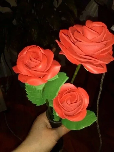 Rosas goma eva - Manualidades - Foro Bodas.net Rosas goma eva - Manualidades - Foro Bodas.net