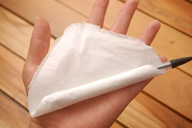 Rosas de papel periodico paso a paso - Imagui Rosas de papel periodico paso a paso - Imagui