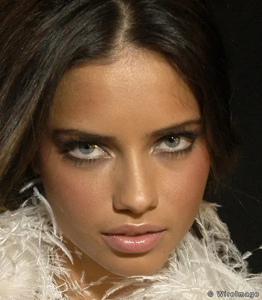 Rostro de la modelo Adriana lima Wallpapers - FONDOS WALL Rostro de la modelo Adriana lima Wallpapers - FONDOS WALL