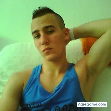 RubenMollet Chico Soltero de Barcelona 24 guapo , moreno con ojos ... RubenMollet Chico Soltero de Barcelona 24 guapo , moreno con ojos ...
