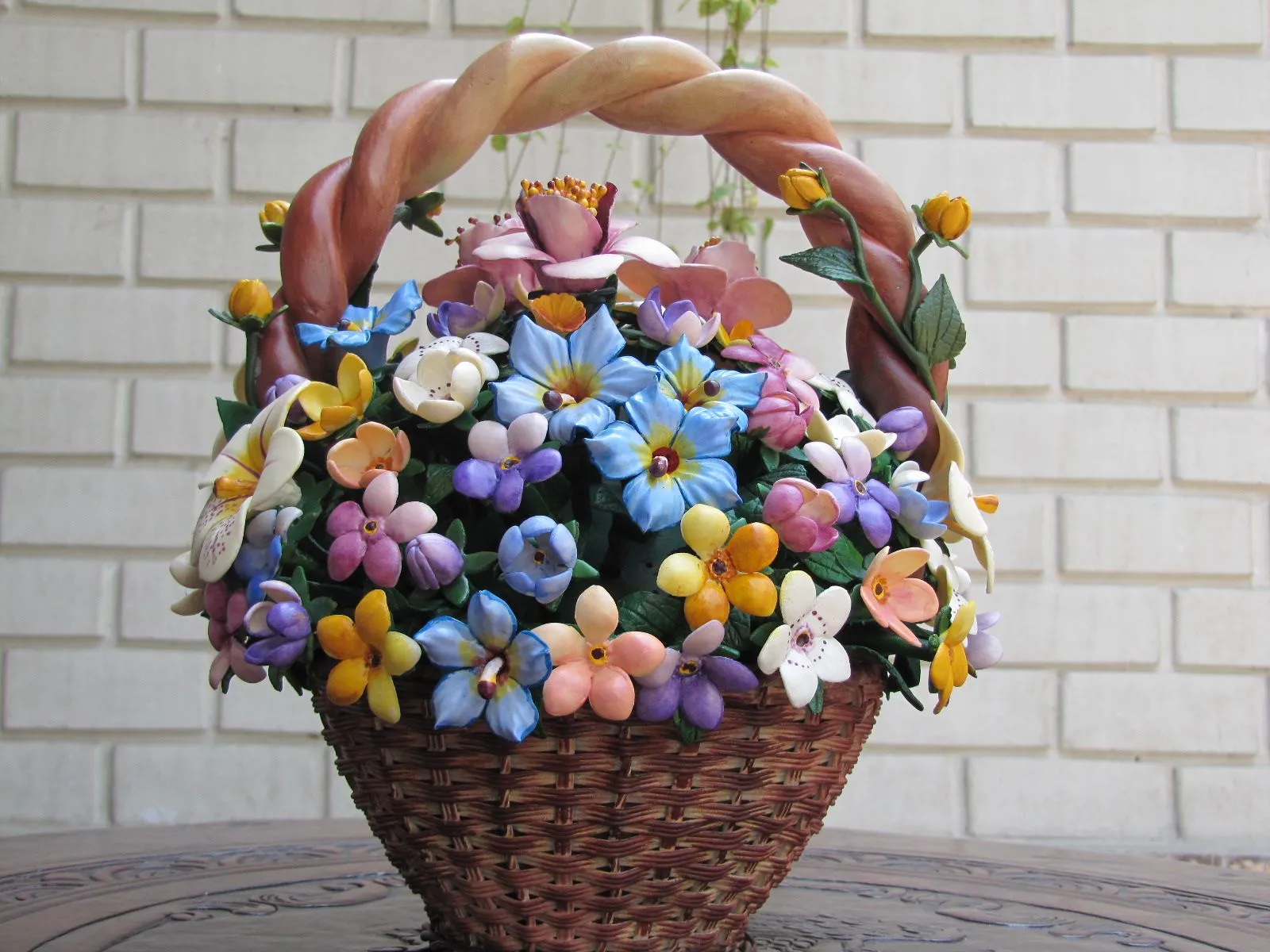 Rubi Montejo: Canastas de Flores - Flower Baskets Rubi Montejo: Canastas de Flores - Flower Baskets