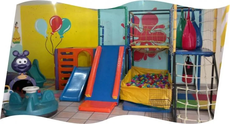 Salon de fiestas infantiles Pingos- Inflable, futbolito ... Salon de fiestas infantiles Pingos- Inflable, futbolito ...