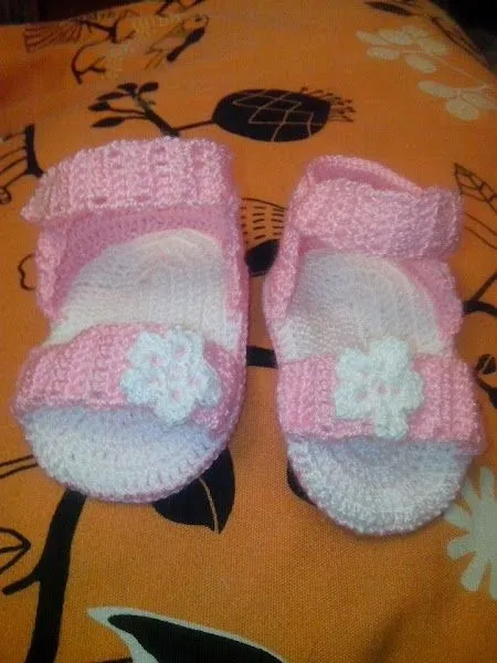 sandalias para bebe | Aprender manualidades es facilisimo.com