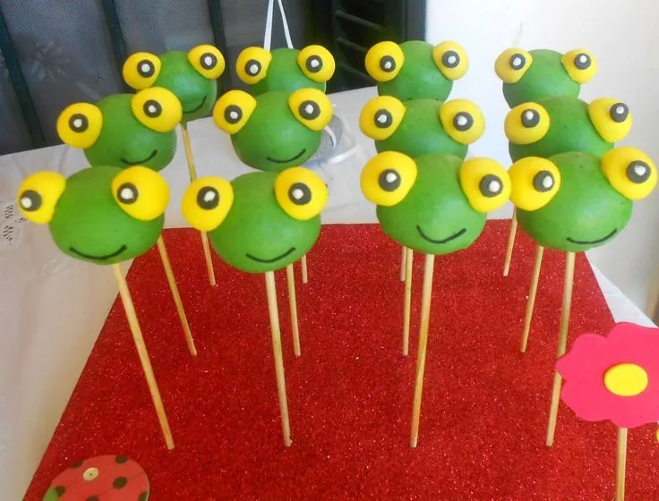 Sapo Pepe Cakepop by Violeta Glace | Cakes Pops | Pinterest