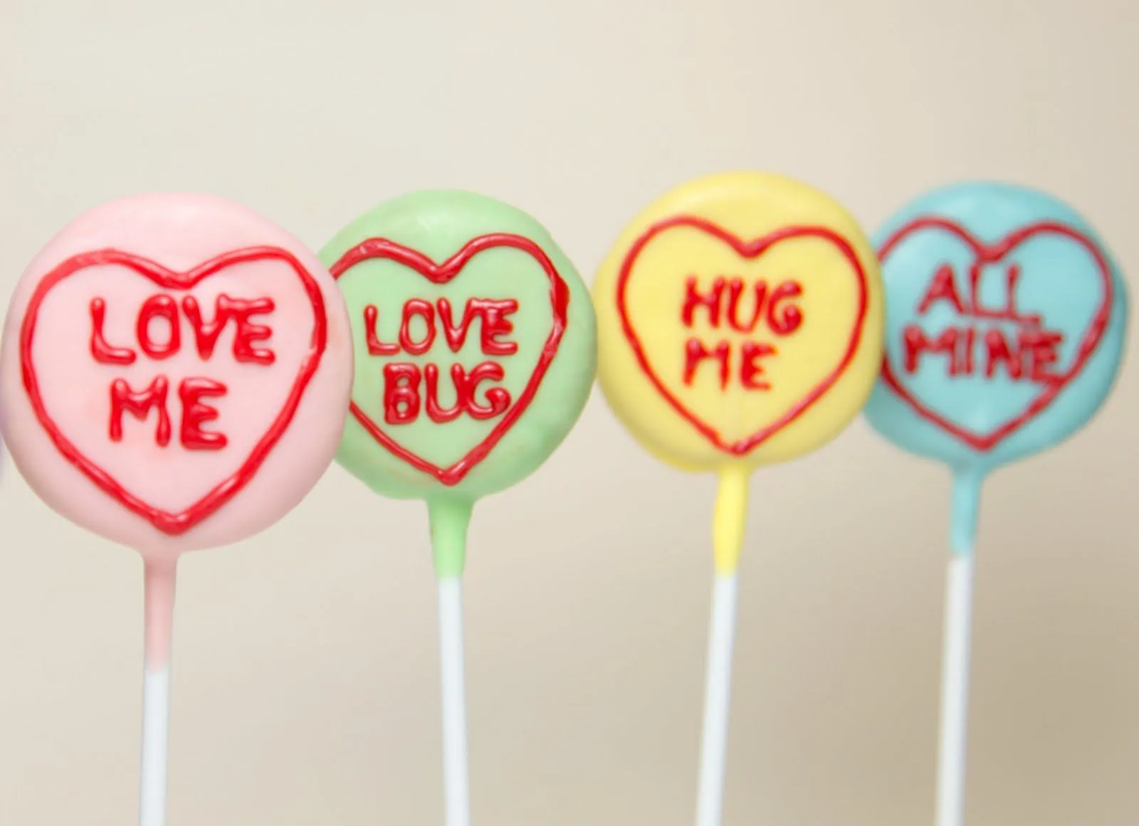 Savoir Weddings: Molly Bakes...pop cakes amongst other things Savoir Weddings: Molly Bakes...pop cakes amongst other things