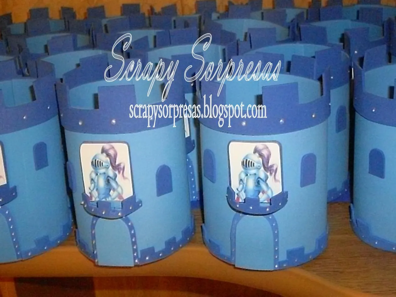 SCRAPY sorpresas: Dulceros o sorpresas Castillos. SCRAPY sorpresas: Dulceros o sorpresas Castillos.