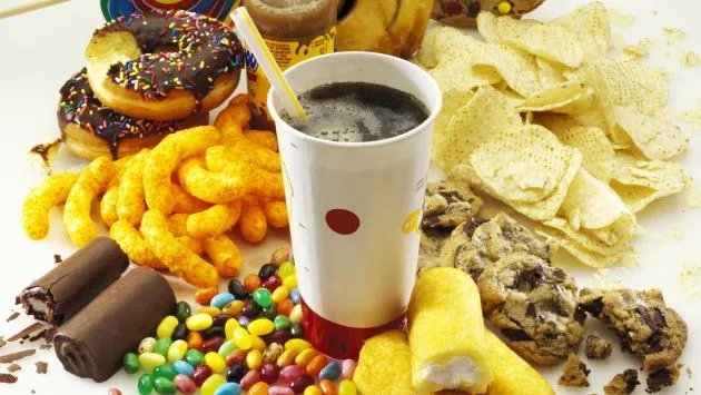 Sectores empresariales rechazan ley contra comida 'chatarra' | Peru21. Sectores empresariales rechazan ley contra comida 'chatarra' | Peru21.