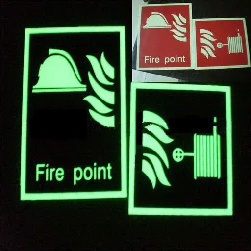 De seguridad luminiscentes signo, señal de salida, resplandor ... De seguridad luminiscentes signo, señal de salida, resplandor ...
