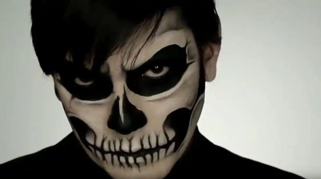 Siete sencillos trucos para maquillarse en Halloween Siete sencillos trucos para maquillarse en Halloween