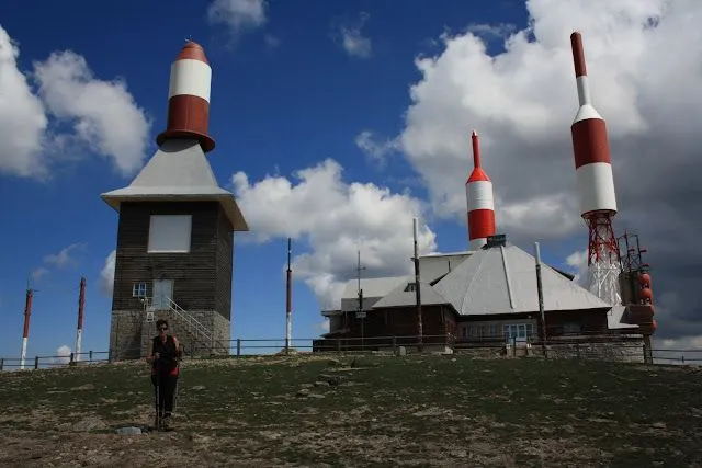 Senderismo con JRDYC: PUERTO DE NAVACERRADA - BOLA DEL MUNDO - LA ...