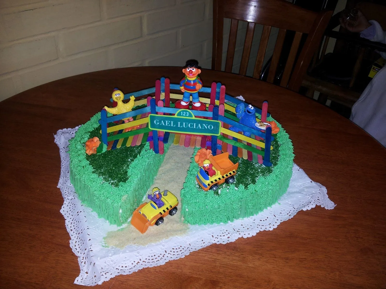 Servicio de Cóctel y Repostería: Torta y cupcakes temáticos Plaza ...