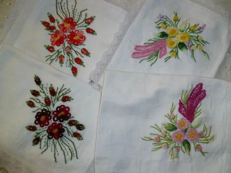 cojin con bordado brasilero | mis creaciones my works | Pinterest