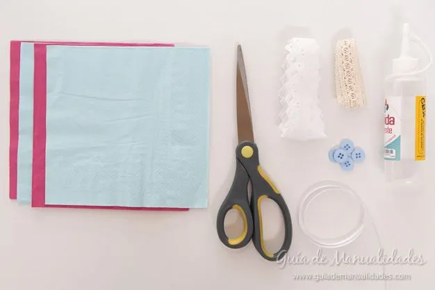 Servilletas para fiestas con forma de ropita de bebé - Guía de ... Servilletas para fiestas con forma de ropita de bebé - Guía de ...