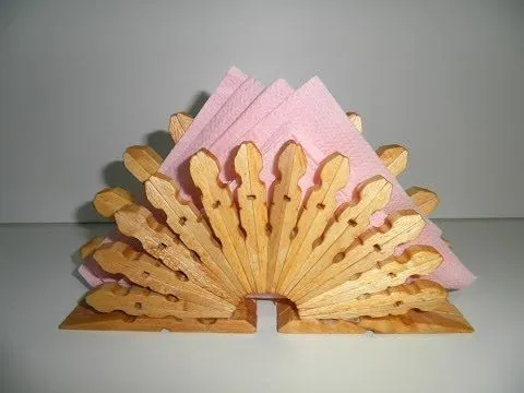 servilletero de pinzas de madera tutorial / wooden pegs napkin ...