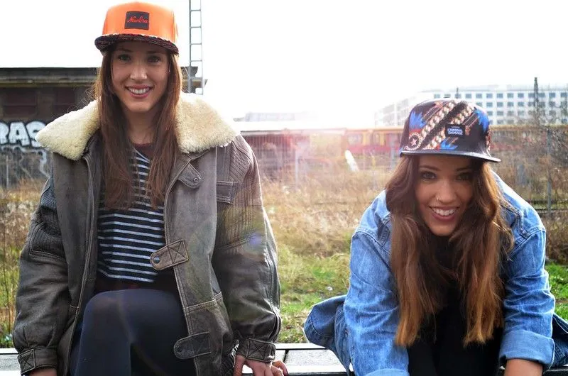Sesión de fotos para Chicks with Caps en Berlín - fitsters.es