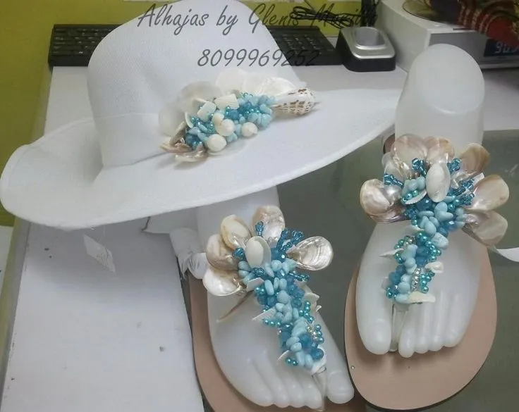 Set de Playa Diosa Marina... Sandalias y Sombrero decorados con ... Set de Playa Diosa Marina... Sandalias y Sombrero decorados con ...