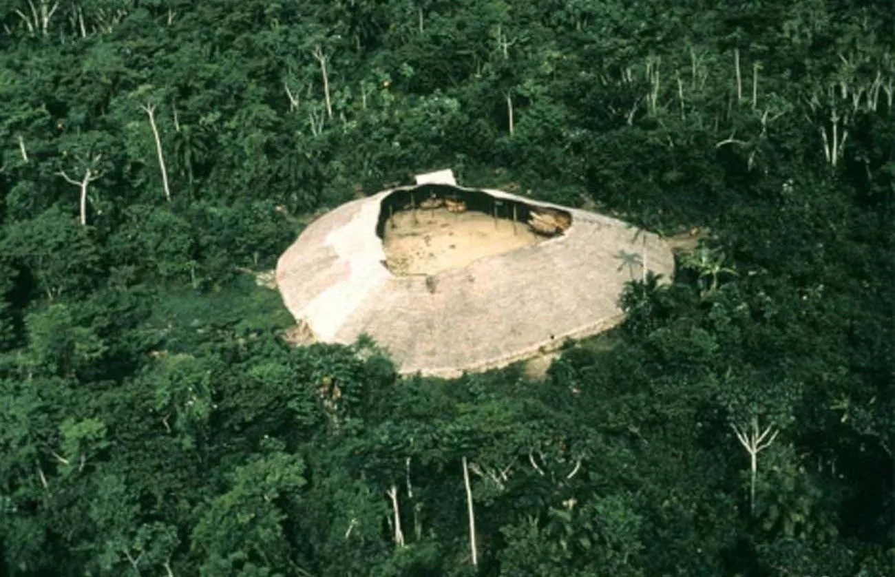 El Shapono (Shabono): Vivienda Colectiva de los Yanomami | Arquitectura El Shapono (Shabono): Vivienda Colectiva de los Yanomami | Arquitectura