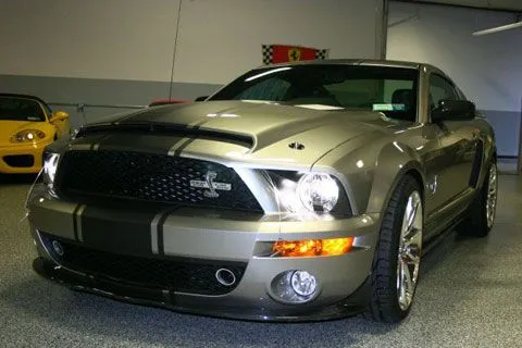 Un Shelby Mustang GT500 Super Snake a la venta en eBay Un Shelby Mustang GT500 Super Snake a la venta en eBay