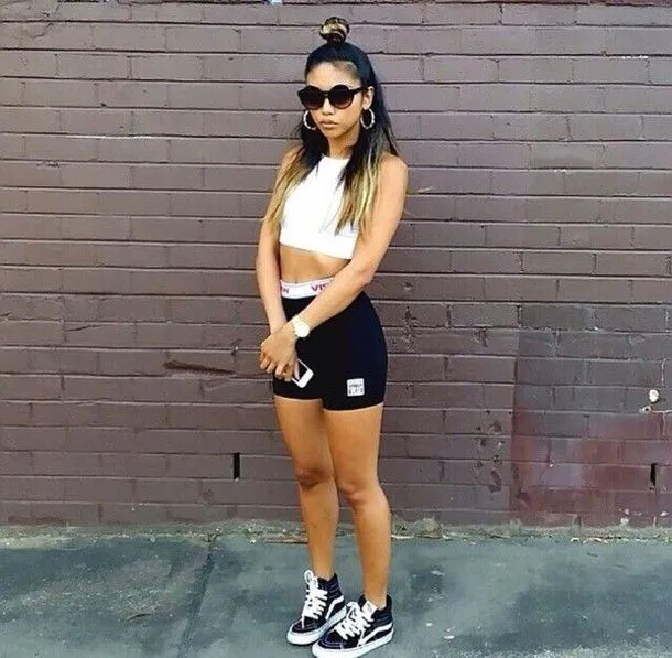 Shoes: vans, tumblr, tumblr girl, tumblr clothes, jeans, ripped ... Shoes: vans, tumblr, tumblr girl, tumblr clothes, jeans, ripped ...