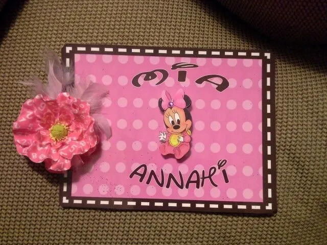 SIGNATURE ALBUM baby minnie mouse =) | Centerpieces & More | Pinterest