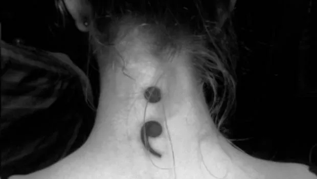 Qué significa el tatuaje de punto y coma?