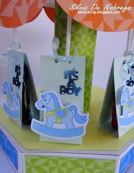 Silvia Scrap: Carrusel portachupetas para baby Shower