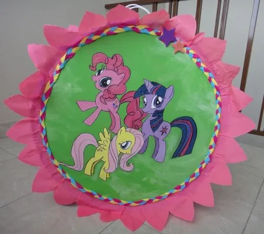 Silvia Scrap: Piñata de Pequeño Pony