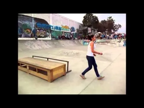 SJL Urbano Extremo - Skate, Mujeres y Demo Hombres - YouTube SJL Urbano Extremo - Skate, Mujeres y Demo Hombres - YouTube
