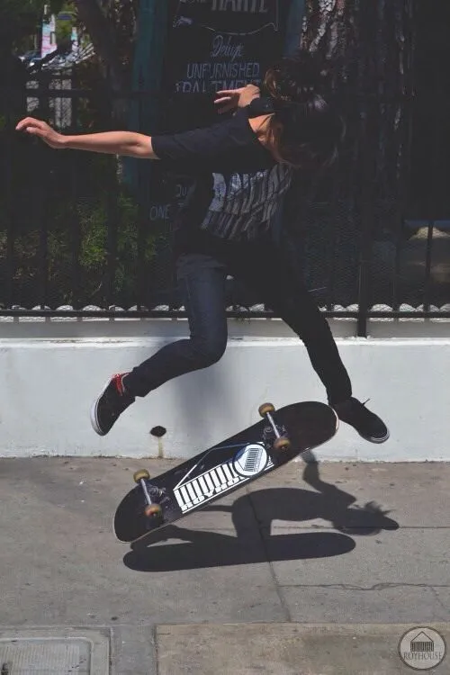 skate .