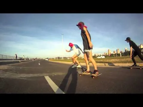 Tarde de skate en la Costanera de la Bahía de Asunción. Chicas + ...