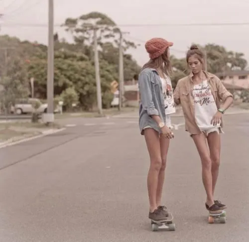skate girls girl Cool summer hippie hipster indie urban skateboard ... skate girls girl Cool summer hippie hipster indie urban skateboard ...