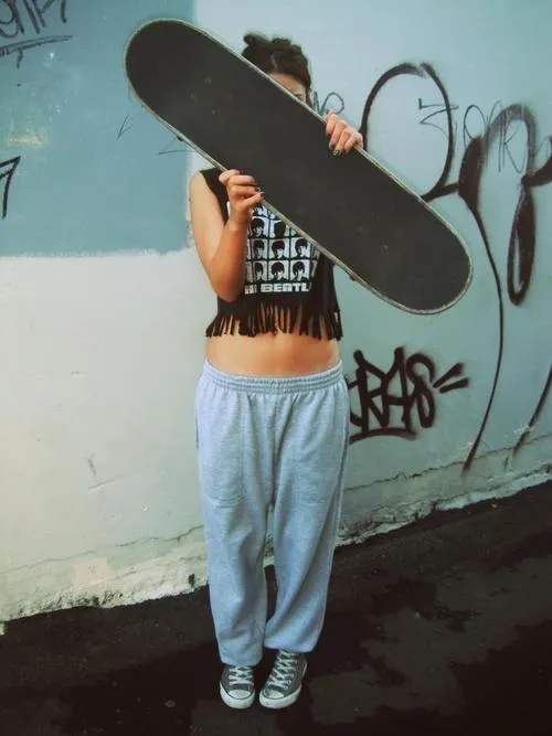 skate skateboarding girl vertical thatluserr • skate skateboarding girl vertical thatluserr •