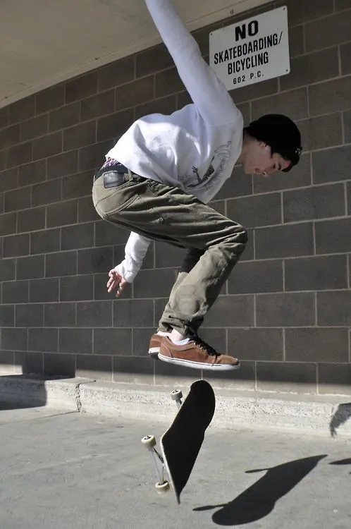 skate skateboarding skating sk8 skateboard skater skaters skate ... skate skateboarding skating sk8 skateboard skater skaters skate ...