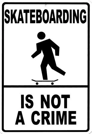 Skateboarding Is Not A Crime Cartel de chapa en AllPosters.es