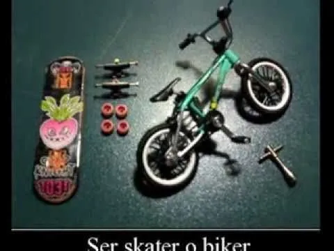 skaters y bikers - YouTube