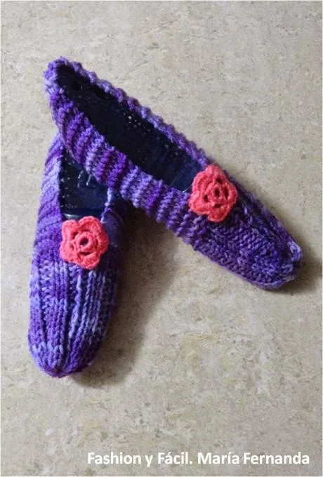 Slippers con flores a ganchillo (Slippers with crocheted flowers ...