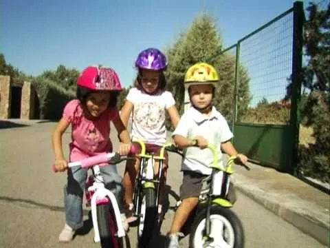 SmartBikes Bicicletas | Pilotos Oficiales - YouTube