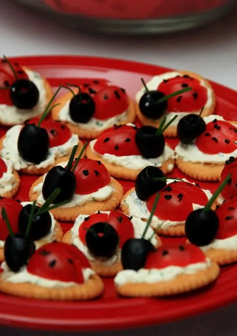 Canapes-de-mariquitas.jpg