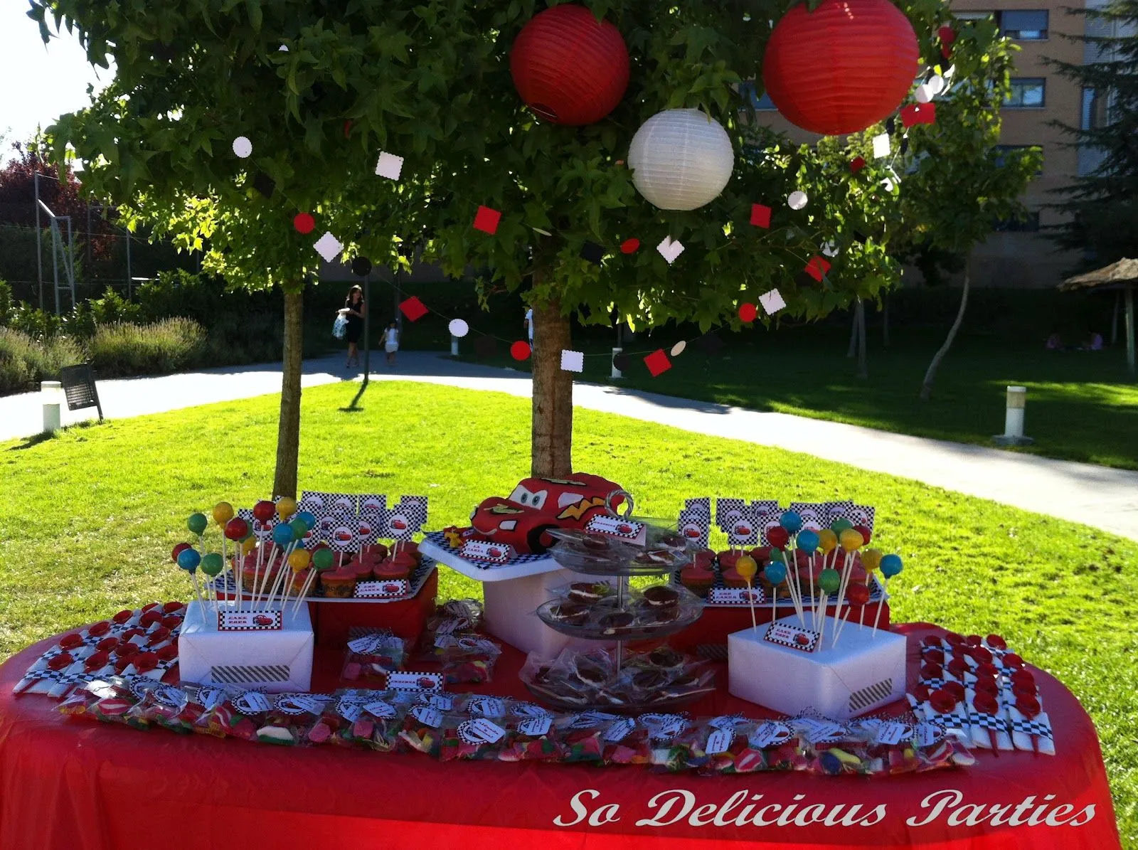 SO DELICIOUS PARTIES: CUMPLEAÑOS CARS, DE DISNEY SO DELICIOUS PARTIES: CUMPLEAÑOS CARS, DE DISNEY
