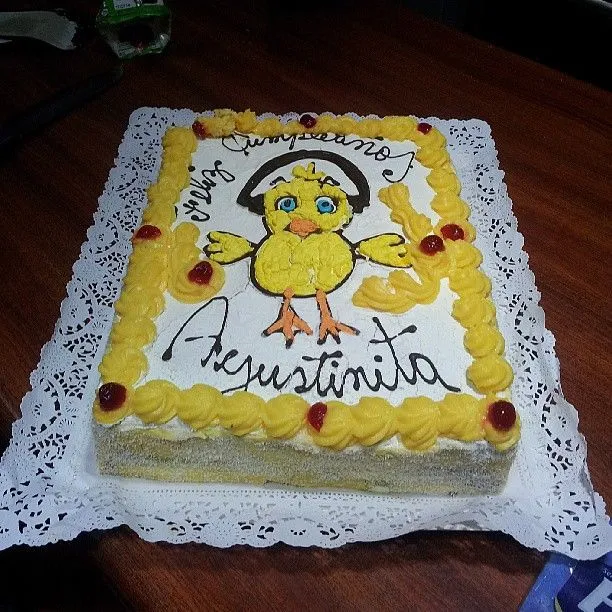 Mi sobrinita tuvo su torta del pollito pio. | Flickr - Photo Sharing! Mi sobrinita tuvo su torta del pollito pio. | Flickr - Photo Sharing!