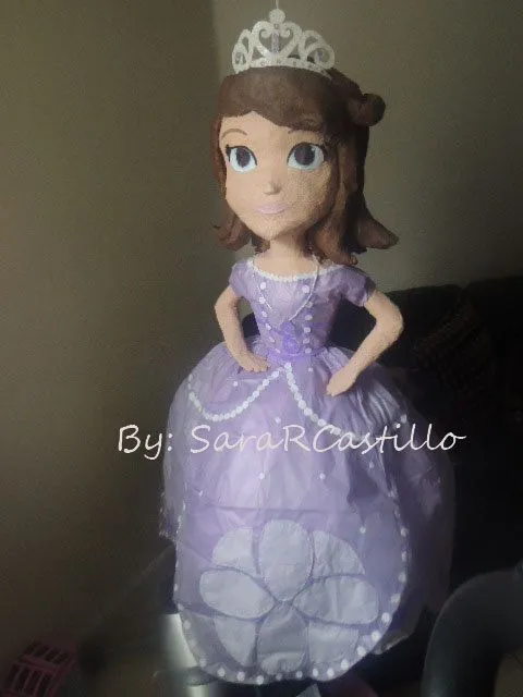 Piñatas princesita sofia - Imagui