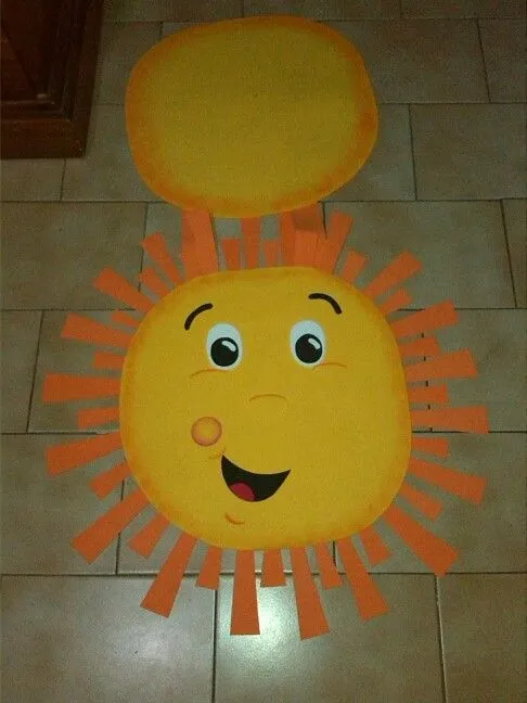 Sol disfraz con foami tipo delantal | MIS TRABAJOS | Pinterest Sol disfraz con foami tipo delantal | MIS TRABAJOS | Pinterest