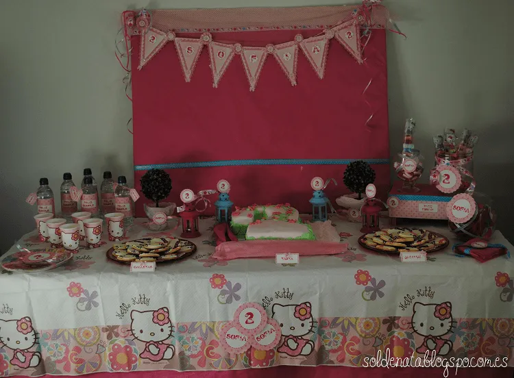 Sol de Nata: Cumpleños temático de Hello Kitty para Sofía