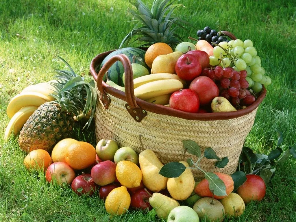 Soluciones para el Hogar y el Amor: Fruteros y Frutas en la Decoración Soluciones para el Hogar y el Amor: Fruteros y Frutas en la Decoración
