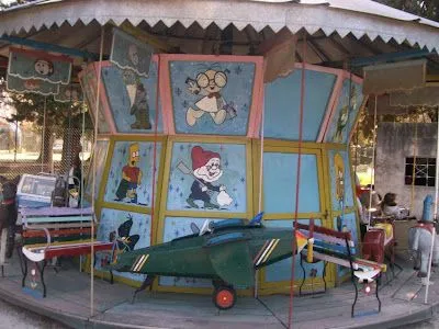 EL SOMBRERITUS: Calesita lomense...