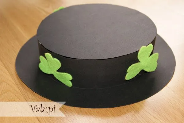 gorros de cartulina | Aprender manualidades es facilisimo.com gorros de cartulina | Aprender manualidades es facilisimo.com