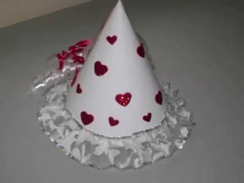 Como hacer un lindo sombrero de princesa - YouTube Como hacer un lindo sombrero de princesa - YouTube