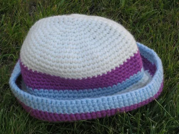 Gorros de lana a crochet con patrones - Imagui