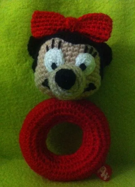 Sonajero Amigurumi: Minnie Mouse | Amigurumis de Leyva